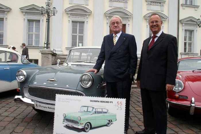 Opel Olympia – Sajtó alatt