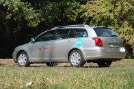 Teszt: Toyota Avensis 2.0 D4-D Wagon – Nem zsákbamacska 22