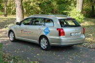 Teszt: Toyota Avensis 2.0 D4-D Wagon – Nem zsákbamacska 26