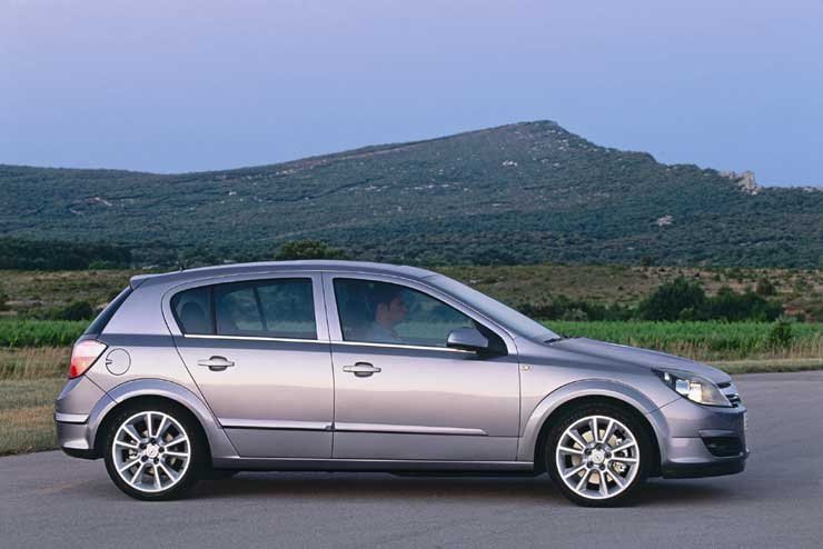 Párbaj: Volkswagen Golf – Opel Astra 19