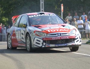 Bajnokavató, autóbúcsúztató Pécsett