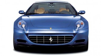 540 lóerős az új Ferrari