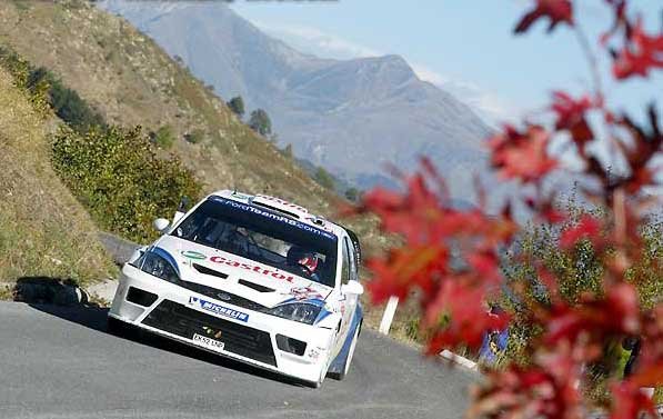 8114_74563_1000x700.jpg | Vezess | Vezess Hiába autózott hét leggyorsabb időt a 14 szakaszból, az eső a harmadik helyre kényszerítette Markko Märtint