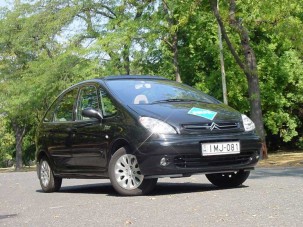 Teszt: Citroën Xsara Picasso 2.0 Aut. Exlusive - Hátrányos helyzetben