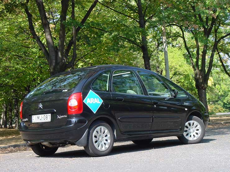 Teszt: Citroën Xsara Picasso 2.0 Aut. Exlusive – Hátrányos helyzetben 14