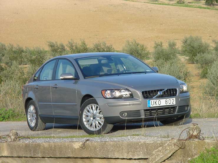 Vezettük: Volvo S40 – Kisebb, de nem kevesebb 11