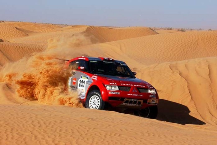 Új Mitsubishi a Dakarra