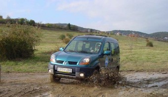 Teszt: Renault Kangoo II 4x4 1.6 Privilege - Erdőkerülő