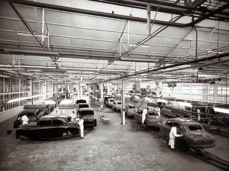 7968_73693_1000x700.jpg | Vezess | Vezess 50 éve indult a Seat 1400-as gyártása. 1964-ig több, mint 98 000 darab készült belőle