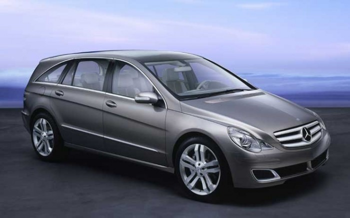 A Mercedes komolyan gondolja a GST-t