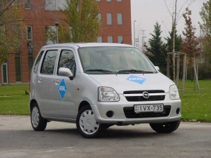 Teszt: Opel Agila 1.3 CDTI - Kerregő dobozka