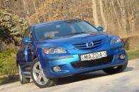 Teszt: Mazda3 Sport 2.0 GTA - A Zoom-Zoom jó!