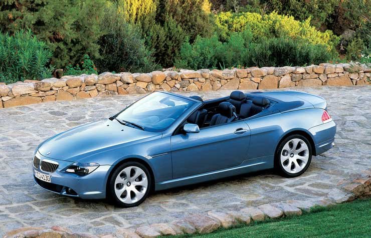 A motorkínálat egyelőre egy 333 lóerős V8-ast tartalmaz