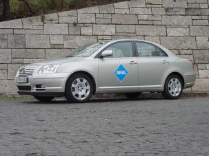Teszt: Toyota Avensis 2.4 Sol Executive