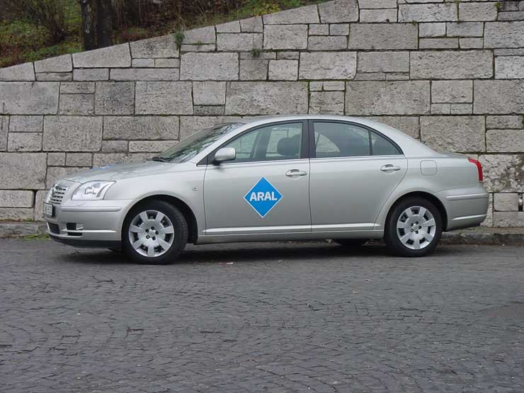 Teszt: Toyota Avensis 2.4 Sol Executive 11