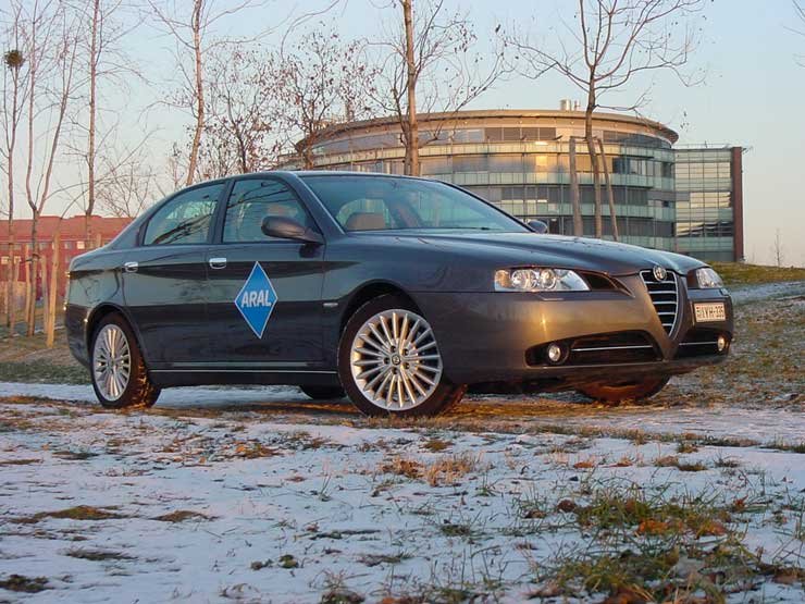 Teszt: Alfa Romeo 166 2.4 JTD – Fiatalos öregúr 9