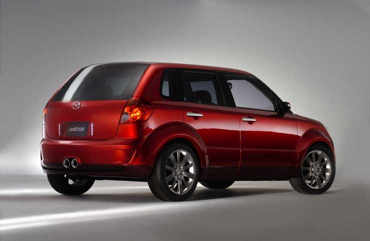 Várhatóan Mazda4 lesz a szériagyártású autó neve