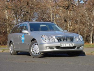 Teszt: Mercedes-Benz E 240 T 4matic - Összkerekes csillag