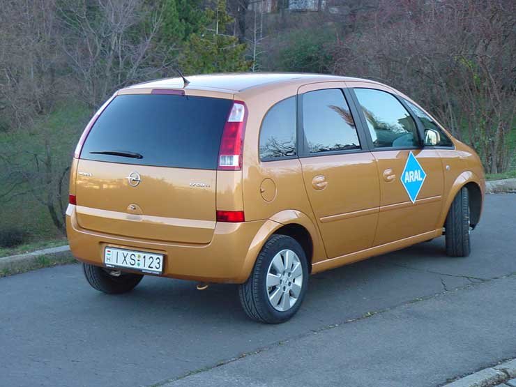 Teszt: Opel Meriva 1.7 DTH Cosmo – Sikerrecept 18