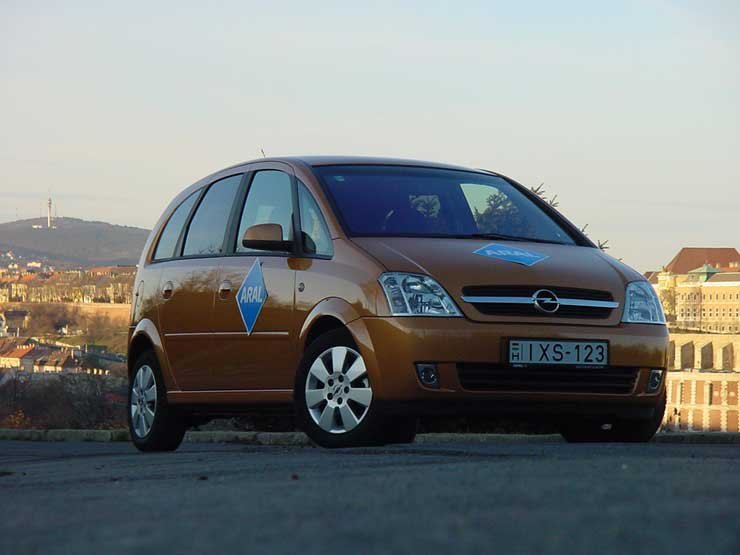 Teszt: Opel Meriva 1.7 DTH Cosmo – Sikerrecept 20