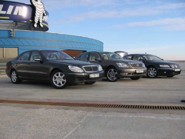 Luxusautók a START autós magazinban