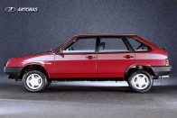 Lada 110: európai design, fejlett technikával párosítva 42