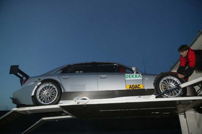 Audi: árcsökkentés és DTM teszt