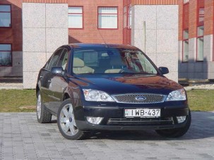 Teszt: Ford Mondeo 1.8 SCi Ghia - Mindenkinek