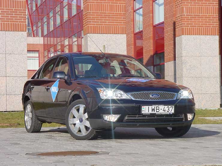 Teszt: Ford Mondeo 1.8 SCi Ghia – Mindenkinek 10