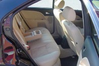 Teszt: Ford Mondeo 1.8 SCi Ghia – Mindenkinek 37