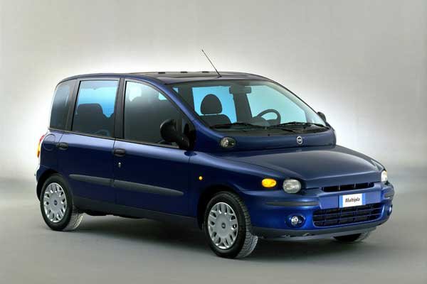 Fejét veszti a Multipla 7 Fejét veszti a Multipla 7