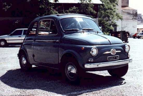 6618_63987_1000x700.jpg | Vezess | Vezess 520 kilós súlya és 3 méternél is rövidebb hossza elárulja, milyen pici is volt az eredeti 500-as