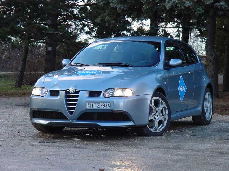 Teszt: Alfa Romeo 147 GTA – Maximum élvezet 18
