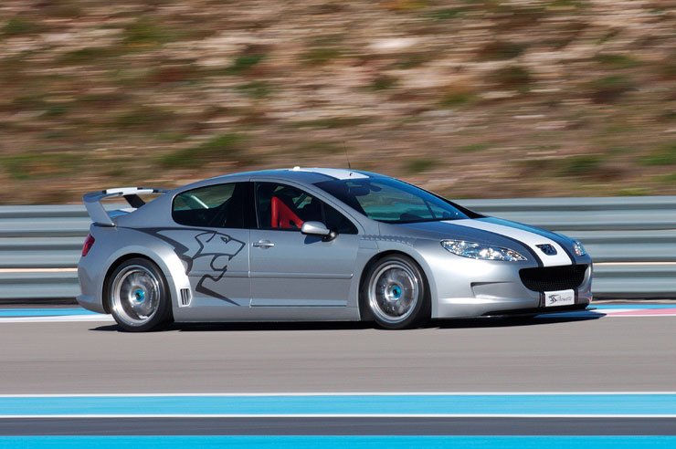 Komoly túraautó a Peugeot-tól 1 Komoly túraautó a Peugeot-tól