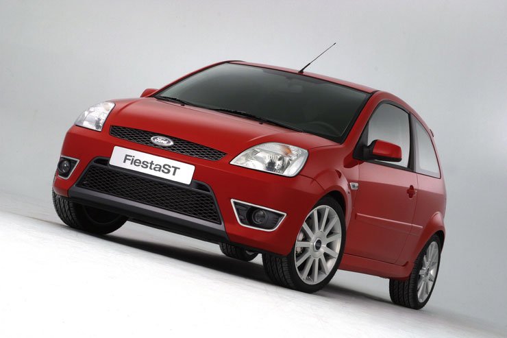 Erősebb vizekre evez a Ford Fiesta