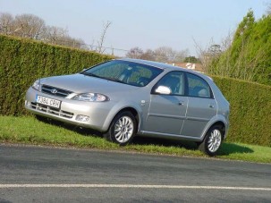 Vezettük: Daewoo Lacetti - Olcsó helyett jutányos