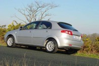 Vezettük: Daewoo Lacetti – Olcsó helyett jutányos 44