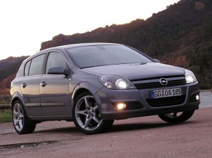 Új Astra 3,7 millió forintért