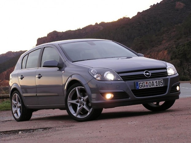 Új Astra 3,7 millió forintért