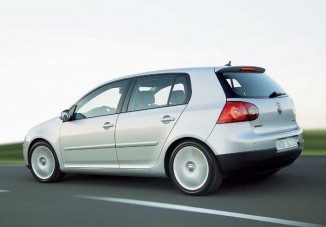 90 lóerős dízellel is kapható a Golf V