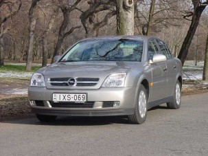 Teszt: Opel Vectra Dualfuel 1.8 - Reszkess, tádé!