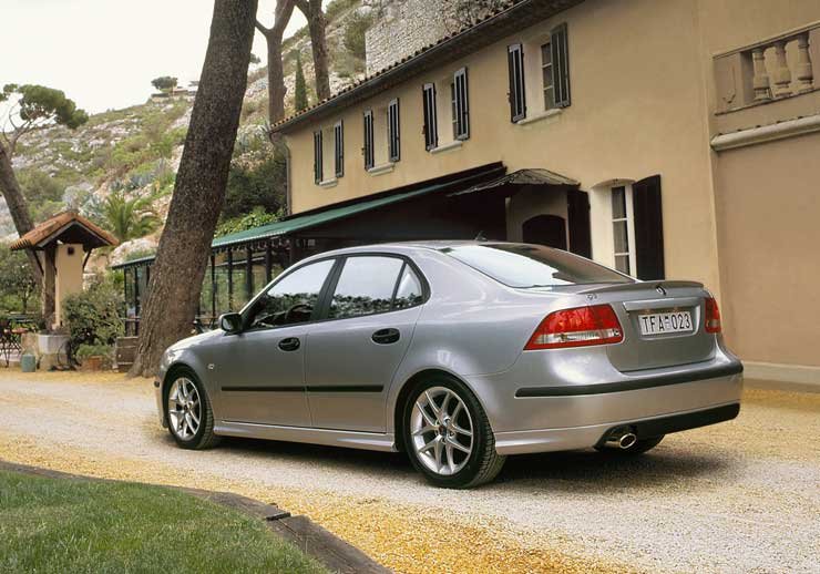 Idén nyáron 120 és 150 lóerős új dízelek érkeznek a 9-3 Sport Sedanba