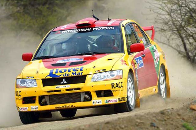 Dani Sola magabiztosan nyerte meg a szériaautók versenyét ezzel a világbajnoki pontversenyben is az élen áll