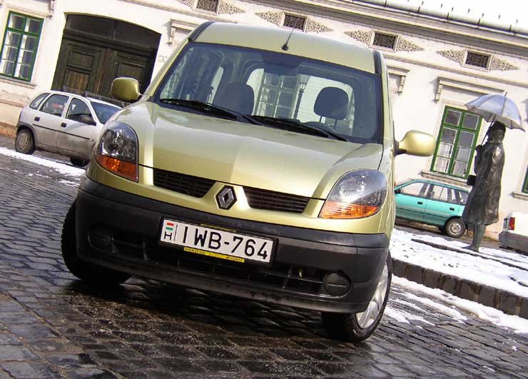 Teszt: Renault Kangoo Funky 1.5 dCi – A józanság szava 15