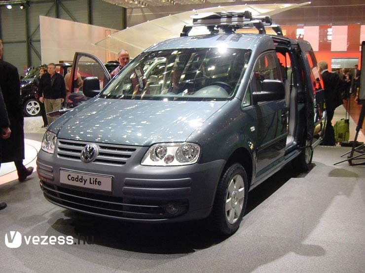 6568_63605_1000x700.jpg | Vezess | Vezess Hét üléssel is gyártják a Caddy Life-ot. A motorok között a dízelek 70 és 105, a benzinesek 75 és 102 lóerősek