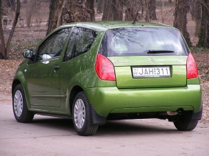 Teszt: Citroën C2 1.1 SX - Báránybőrbe bújt bárány