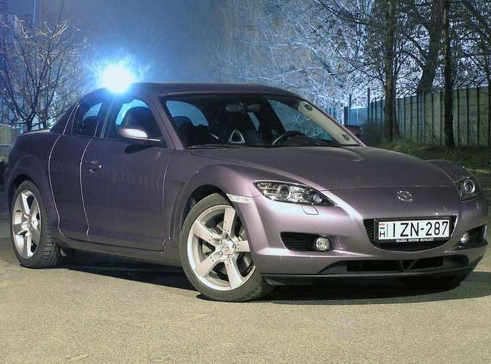 Teszt: Mazda RX-8 – Száguldás 1308 köbcentivel 12