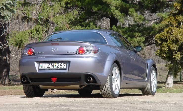 Teszt: Mazda RX-8 – Száguldás 1308 köbcentivel 8