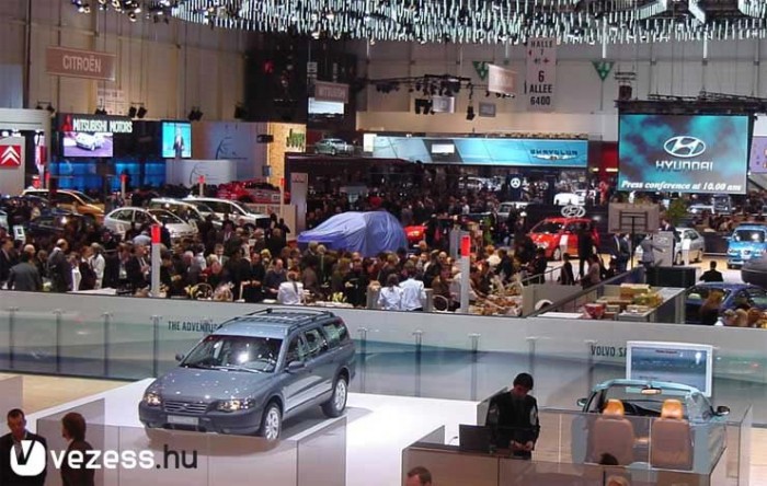 Ma nyit a Genfi Autószalon