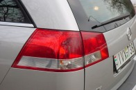 Teszt: Opel Vectra Caravan 3.0 CDTI Elegance – Hotel Vectra 37